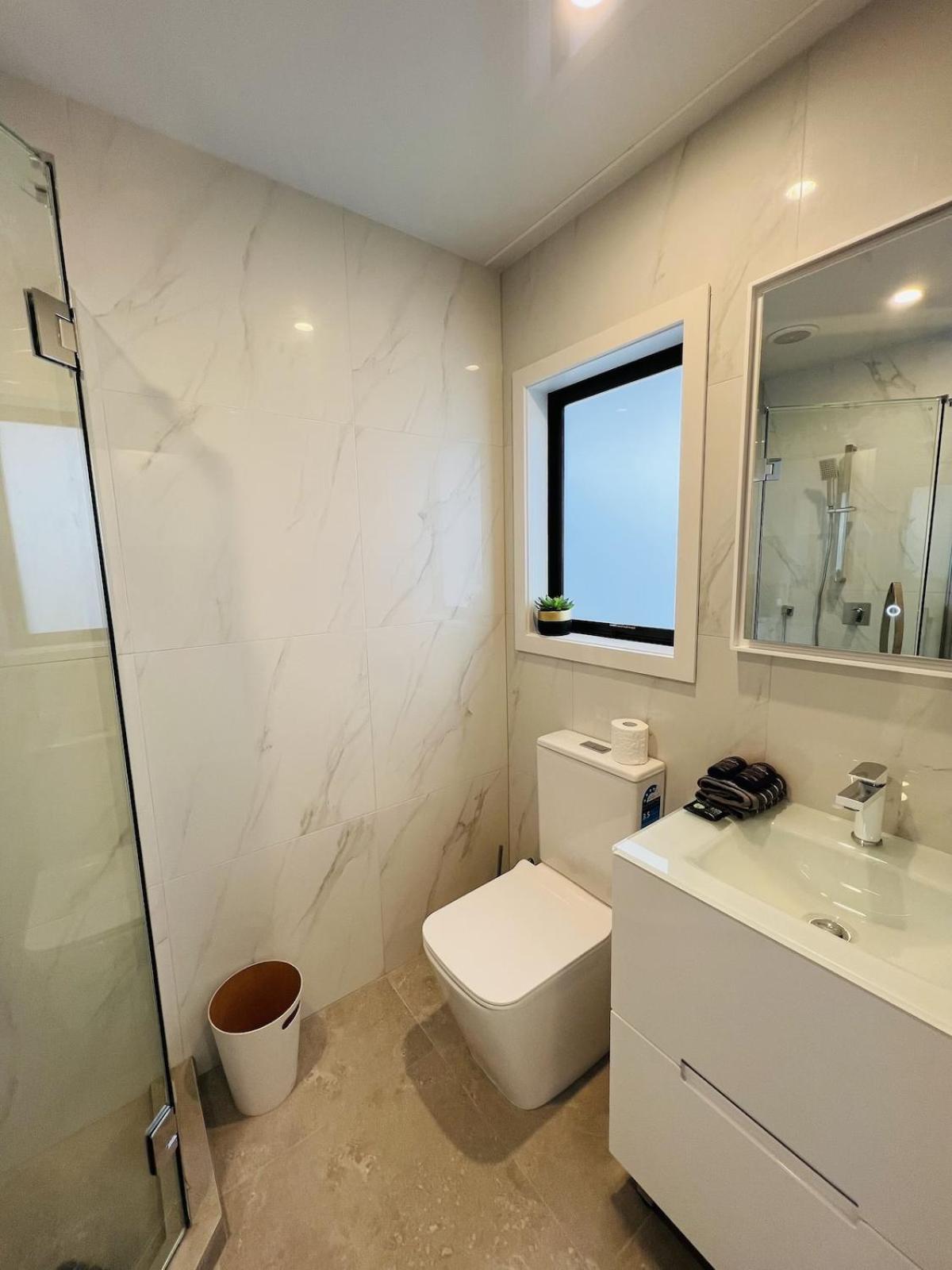 Matuhi Deluxe Studio With Kitchenette Auckland Exterior foto